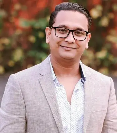 topu khan bangladeshi film director